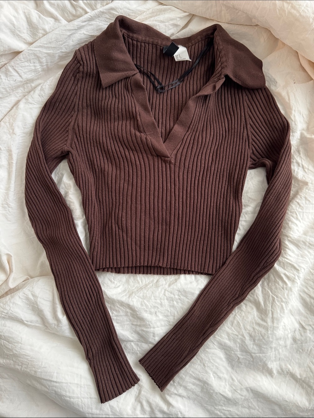 H&M Ribbed Collared V-Neck Sweater Size Small